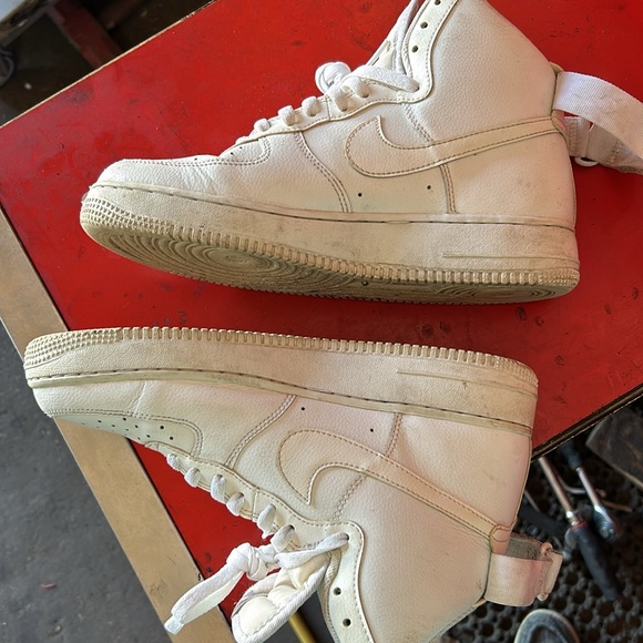 Men’s Nike airs AF1 - Picture 5 of 9